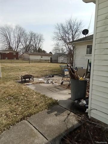 4141 Amelia Drive, Saginaw, MI 48601