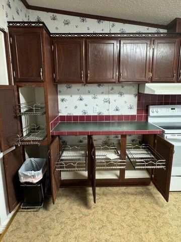 696 Wheat School Road, Salvisa, KY 40372