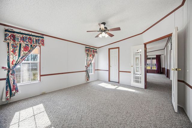 696 Wheat School Road, Salvisa, KY 40372