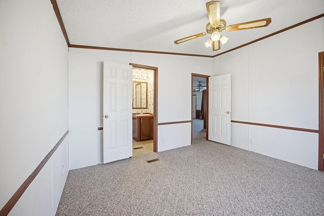 696 Wheat School Road, Salvisa, KY 40372