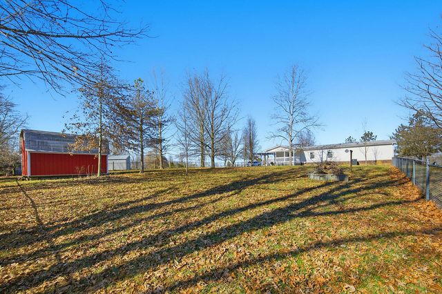696 Wheat School Road, Salvisa, KY 40372