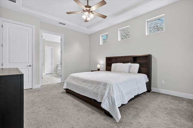 912 Brenda Drive, Mansfield, TX 76063