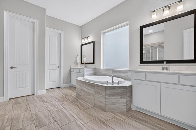 912 Brenda Drive, Mansfield, TX 76063