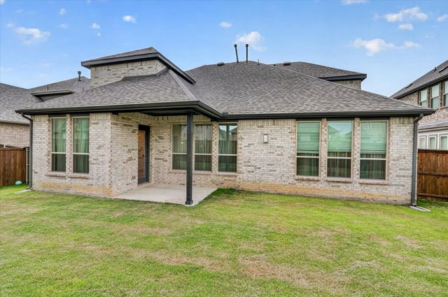 912 Brenda Drive, Mansfield, TX 76063