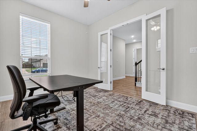 912 Brenda Drive, Mansfield, TX 76063