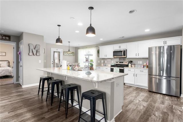 1906 Skylane Court, Graham, NC 27253