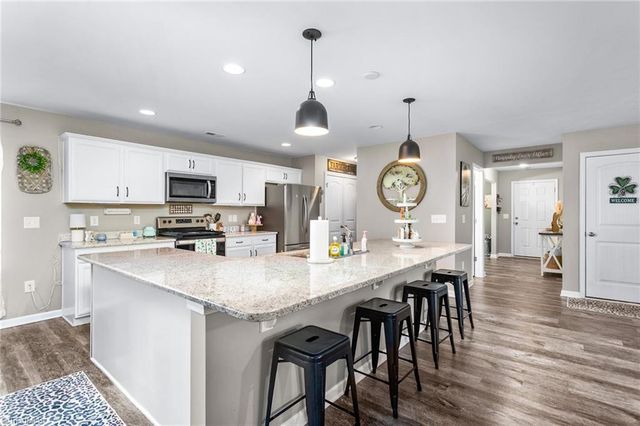 1906 Skylane Court, Graham, NC 27253