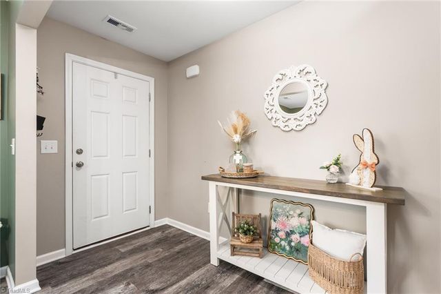 1906 Skylane Court, Graham, NC 27253