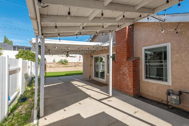 1693 Downing Street, Simi Valley, CA 93065