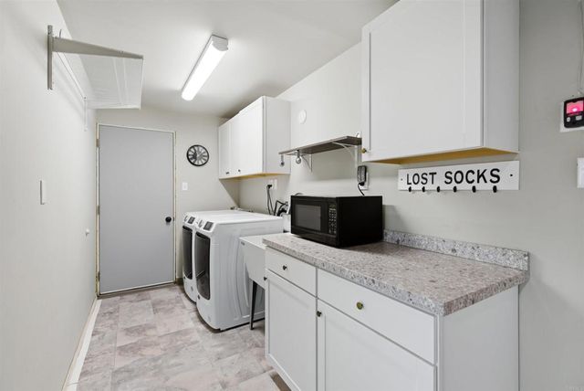 1693 Downing Street, Simi Valley, CA 93065