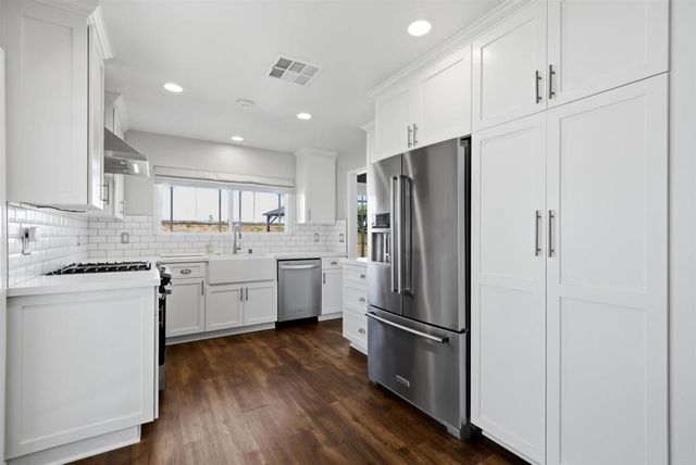 1693 Downing Street, Simi Valley, CA 93065