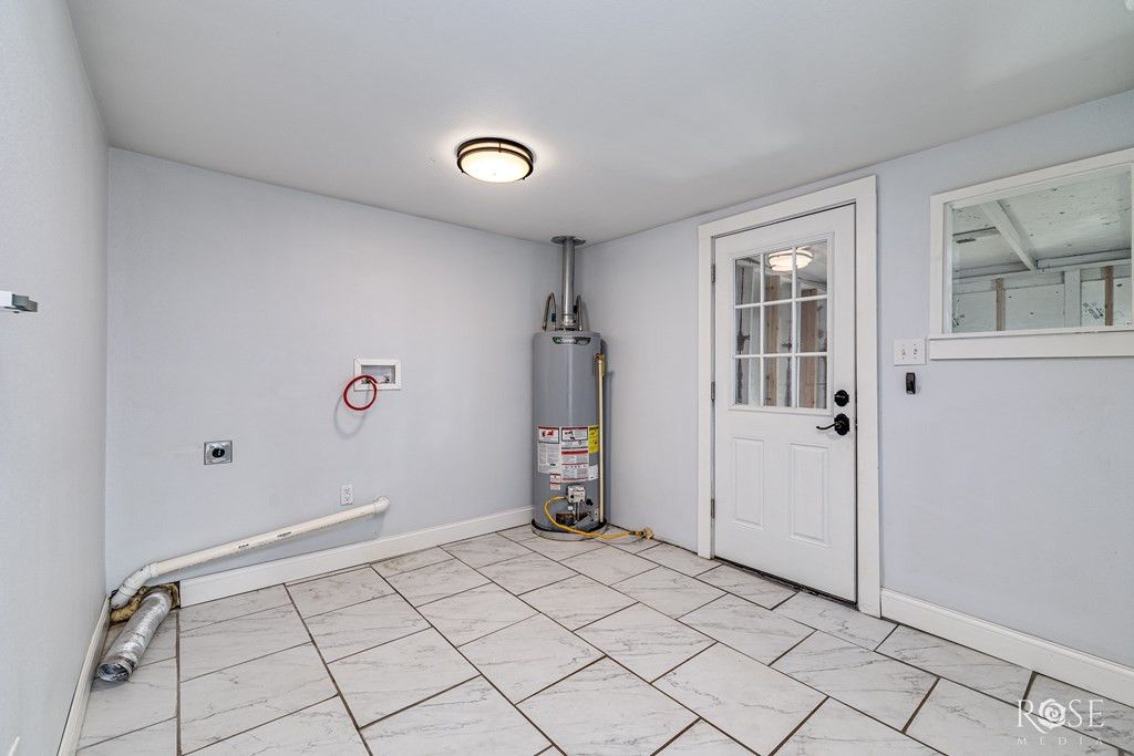 Image 20 of property listing at 1528 S Park Street, San Angelo, TX 76901