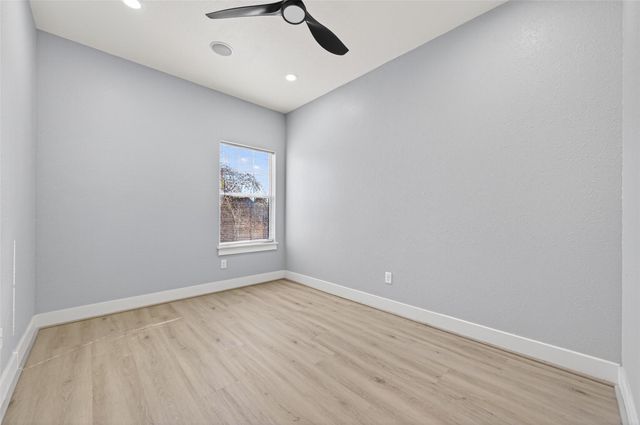 1128 E 24th Street, Houston, TX 77009