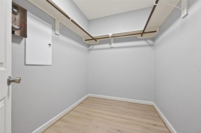 1128 E 24th Street, Houston, TX 77009