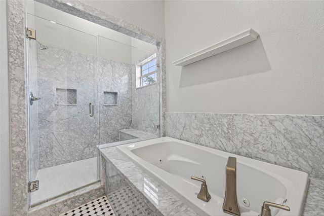 1128 E 24th Street, Houston, TX 77009