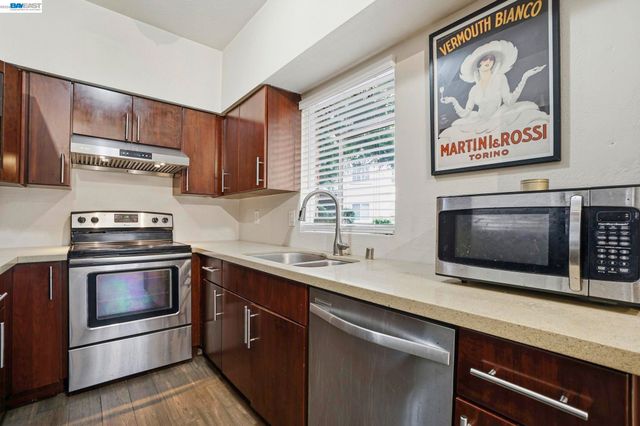 1405 Forest Run, Hercules, CA 94547