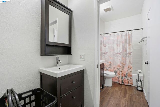 1405 Forest Run, Hercules, CA 94547