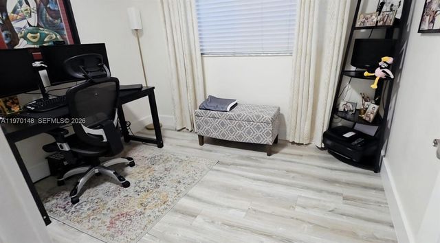 5870 NW 38th St, Virginia Gardens, FL 33166