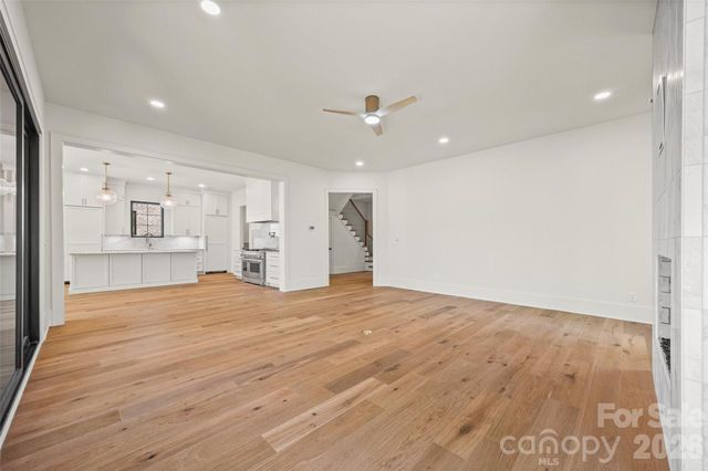 7105 Essington Drive, Charlotte, NC 28270