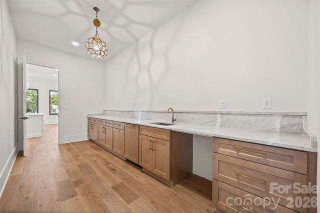 7105 Essington Drive, Charlotte, NC 28270