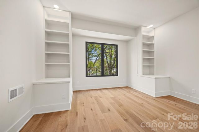 7105 Essington Drive, Charlotte, NC 28270