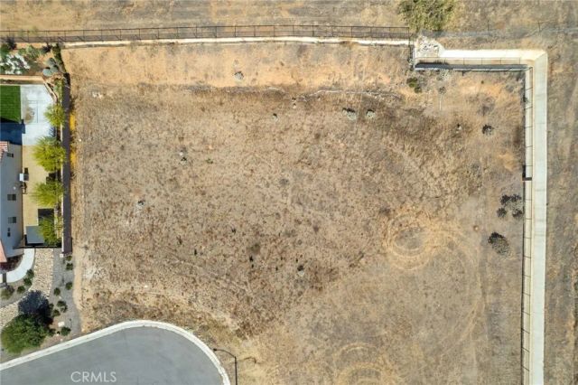 7948 Featherstone Ct, Riverside, CA 92506