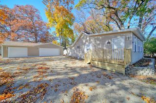 406 Fern Ave Avenue, Jackson, MI 49202