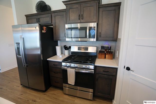 11305 Horizon Circle, Papillion, NE 68046