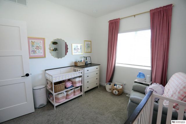 11305 Horizon Circle, Papillion, NE 68046