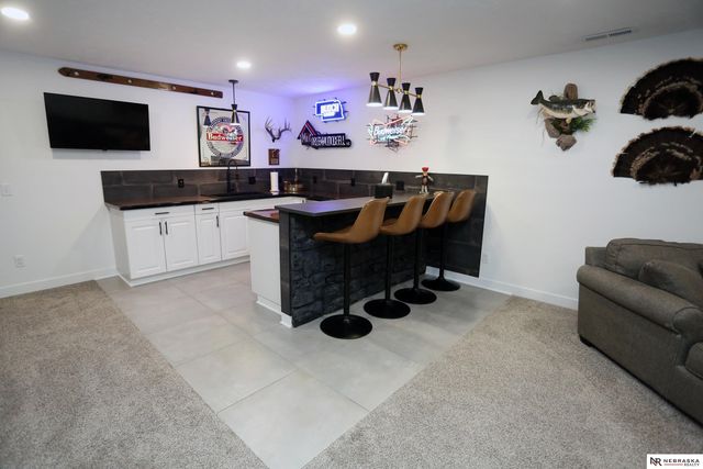 11305 Horizon Circle, Papillion, NE 68046