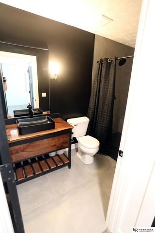 11305 Horizon Circle, Papillion, NE 68046
