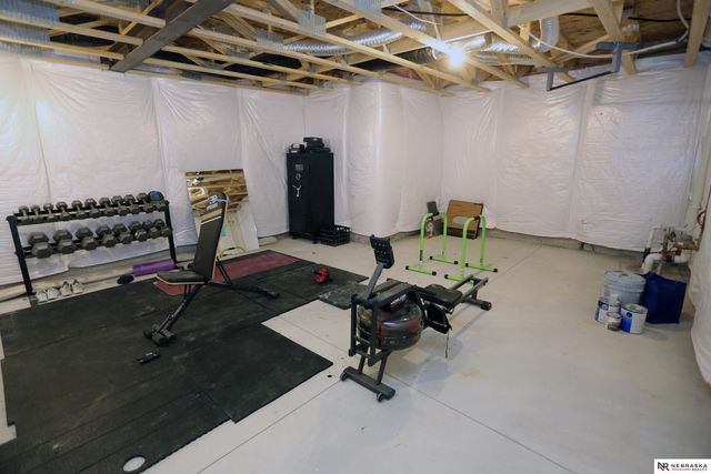 11305 Horizon Circle, Papillion, NE 68046