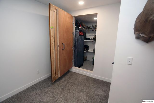 11305 Horizon Circle, Papillion, NE 68046