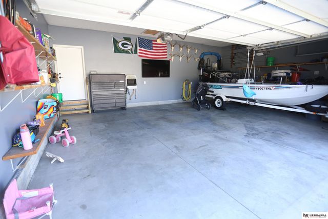 11305 Horizon Circle, Papillion, NE 68046