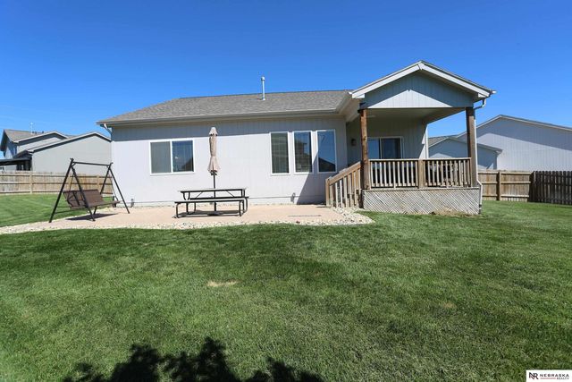 11305 Horizon Circle, Papillion, NE 68046