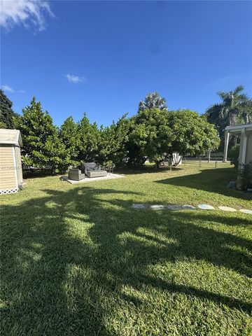 19520 SW 128th Ave, Miami, FL 33177