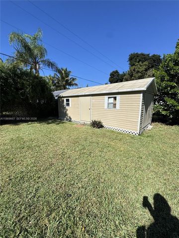 19520 SW 128th Ave, Miami, FL 33177