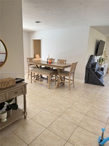 19520 SW 128th Ave, Miami, FL 33177