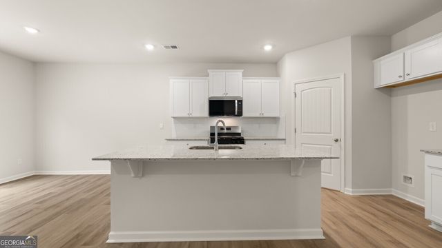 6010 Muirfield Point, Union City, GA 30213