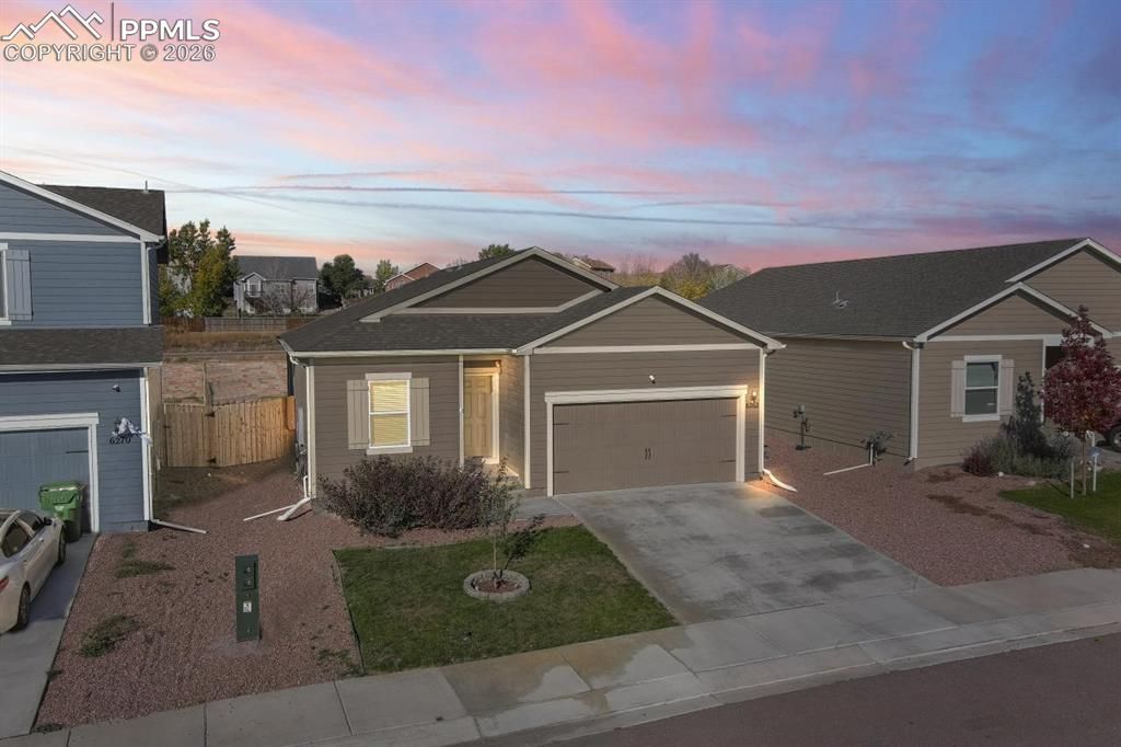6262 Meadowbank Lane, Colorado Springs, CO 80925