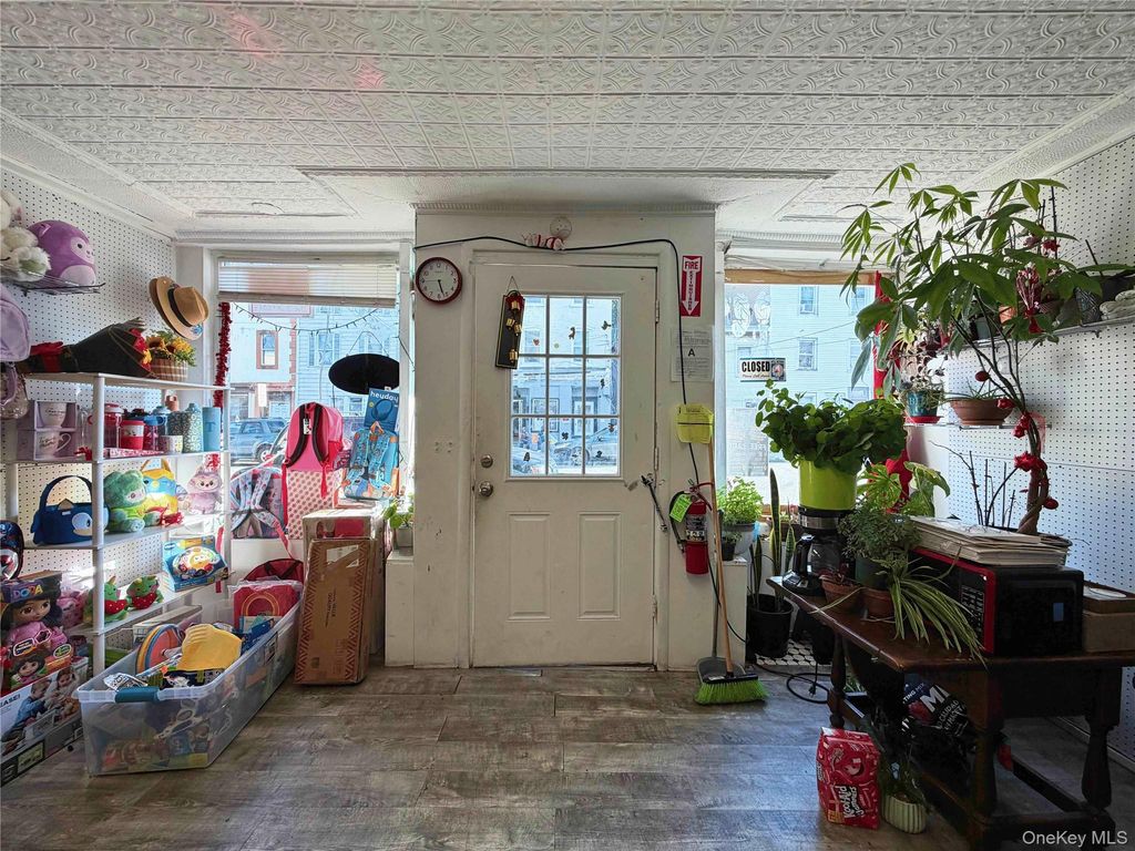 278 Washington Street, Newburgh, NY 12550 — photo 3