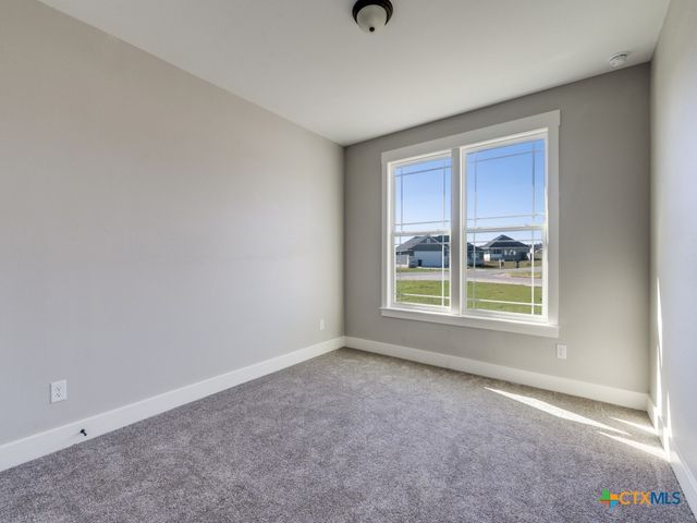 188 Turnberry Drive, La Vernia, TX 78121