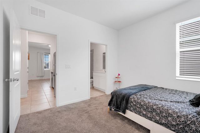 1052 HOLDEN WAY, Eagle Lake, FL 33839