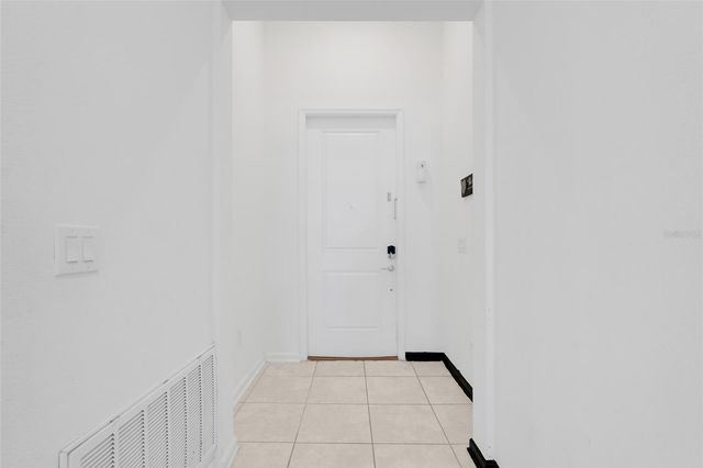 1052 HOLDEN WAY, Eagle Lake, FL 33839