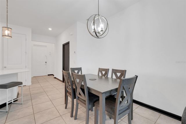 1052 HOLDEN WAY, Eagle Lake, FL 33839