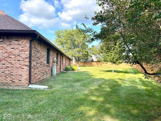 817 Eagle Parkway, Brownsburg, IN 46112