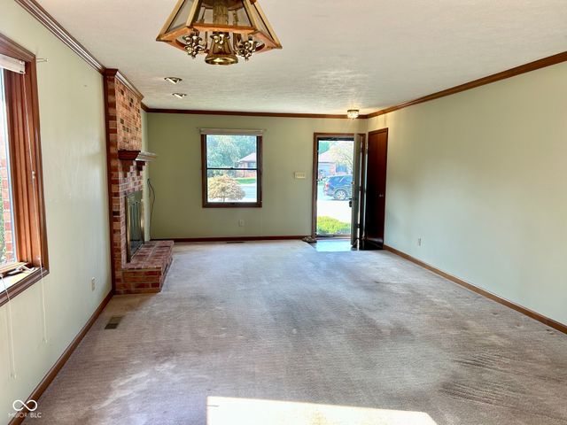 817 Eagle Parkway, Brownsburg, IN 46112