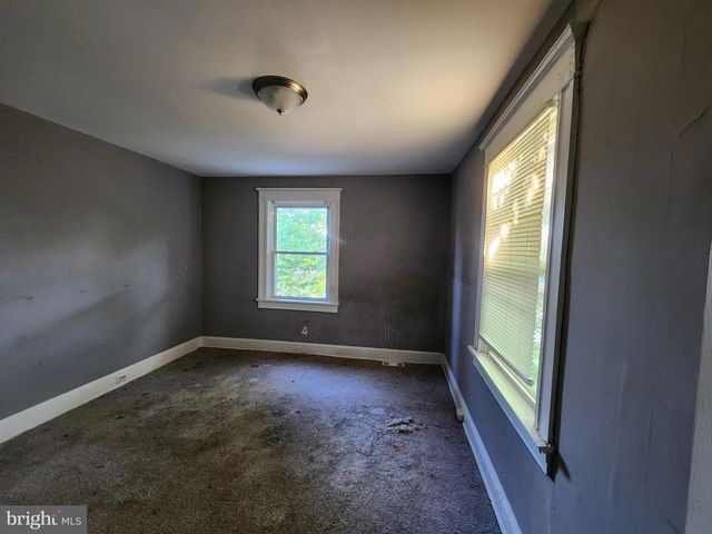 2741 CYLBURN AVE, Baltimore, MD 21215