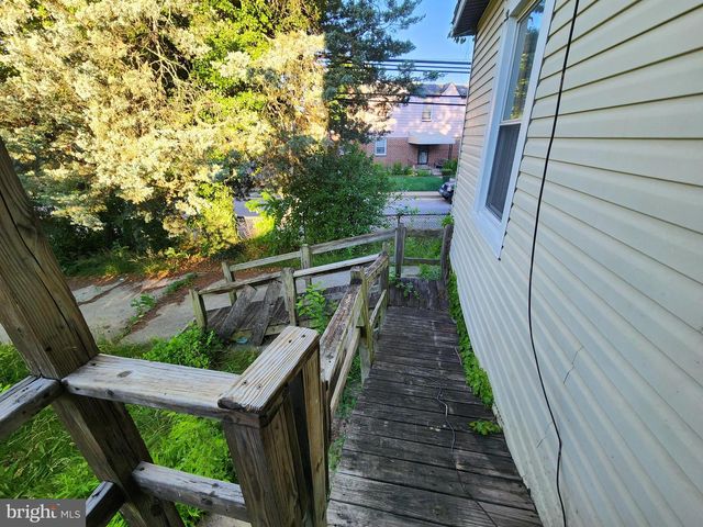 2741 CYLBURN AVE, Baltimore, MD 21215