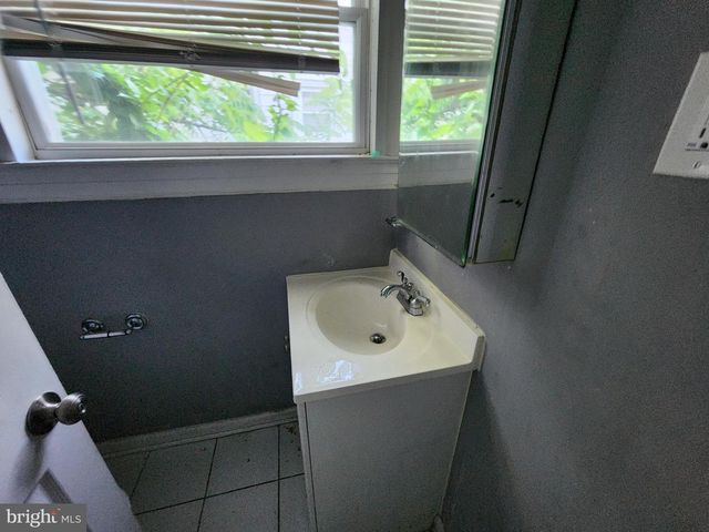 2741 CYLBURN AVE, Baltimore, MD 21215